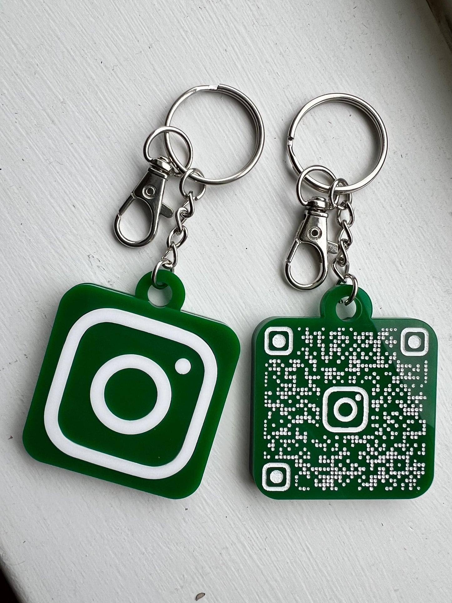 QR Code Keychain Custom QR Business Card Keychain Social Media QR Code Key Charm Personalized Acrylic Keychain