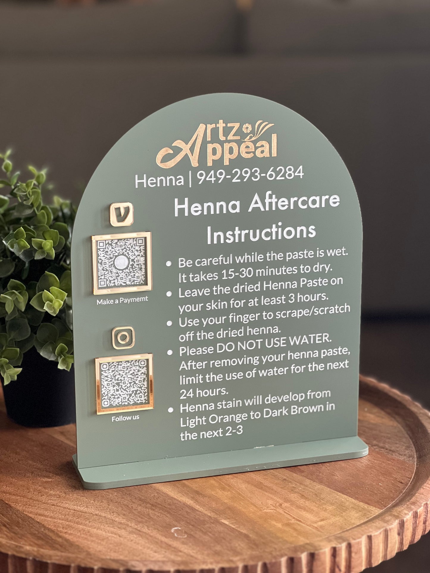 Henna Care QR Code Sign