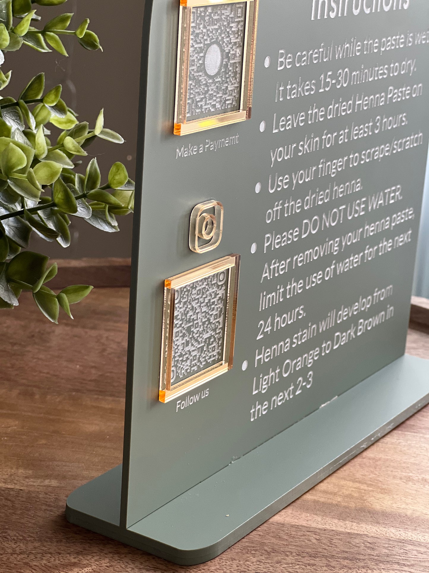 Henna Care QR Code Sign